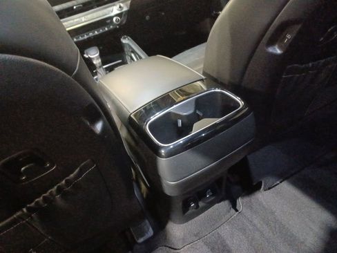 Used 2024 Kia Telluride SX Prestige w/ Towing Package image 23