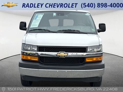 Certified 2024 Chevrolet Express 3500 LT w/ LT Preferred Equipment Group image 18
