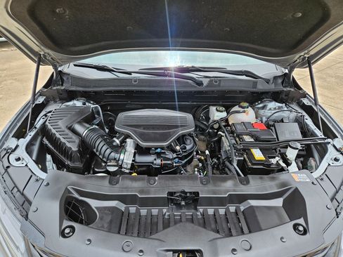 Used 2025 Chevrolet Blazer RS FWD image 35