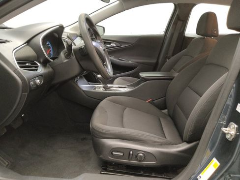 Used 2020 Chevrolet Malibu LT FWD image 17