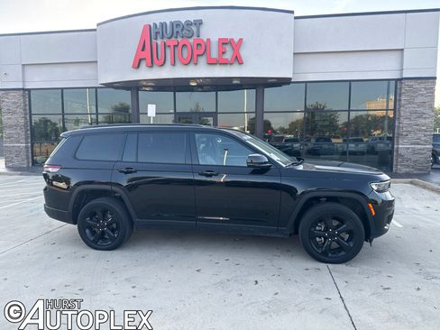 Used 2023 Jeep Grand Cherokee L Laredo AWD/4WD image 1