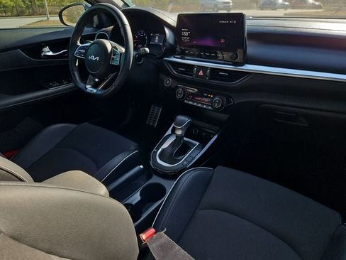 Used 2023 Kia Forte GT-Line image 18