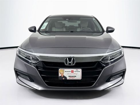 Used 2019 Honda Accord EX image 8