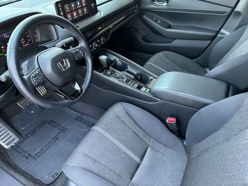 Used 2023 Honda Accord Sport image 11