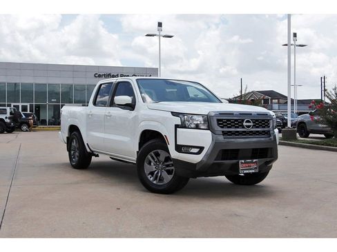 Used 2025 Nissan Frontier SV w/ SV Convenience Package RWD image 1