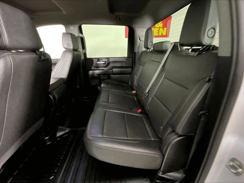 Certified 2024 GMC Sierra 2500 Pro w/ Convenience Package image 16