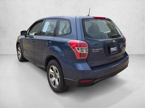 Used 2014 Subaru Forester 2.5i AWD/4WD image 7