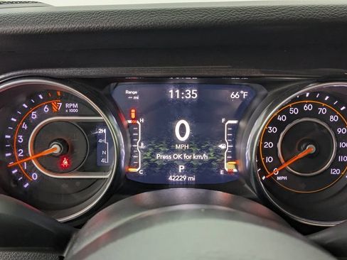 Used 2021 Jeep Wrangler Unlimited Sport image 22