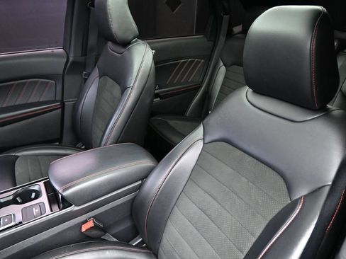 Used 2020 Ford Edge ST-Line FWD image 13
