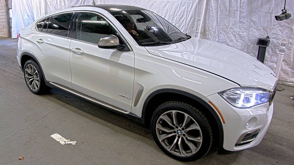 Used 2016 BMW X6 xDrive35i w/ XLine Package AWD/4WD image 4