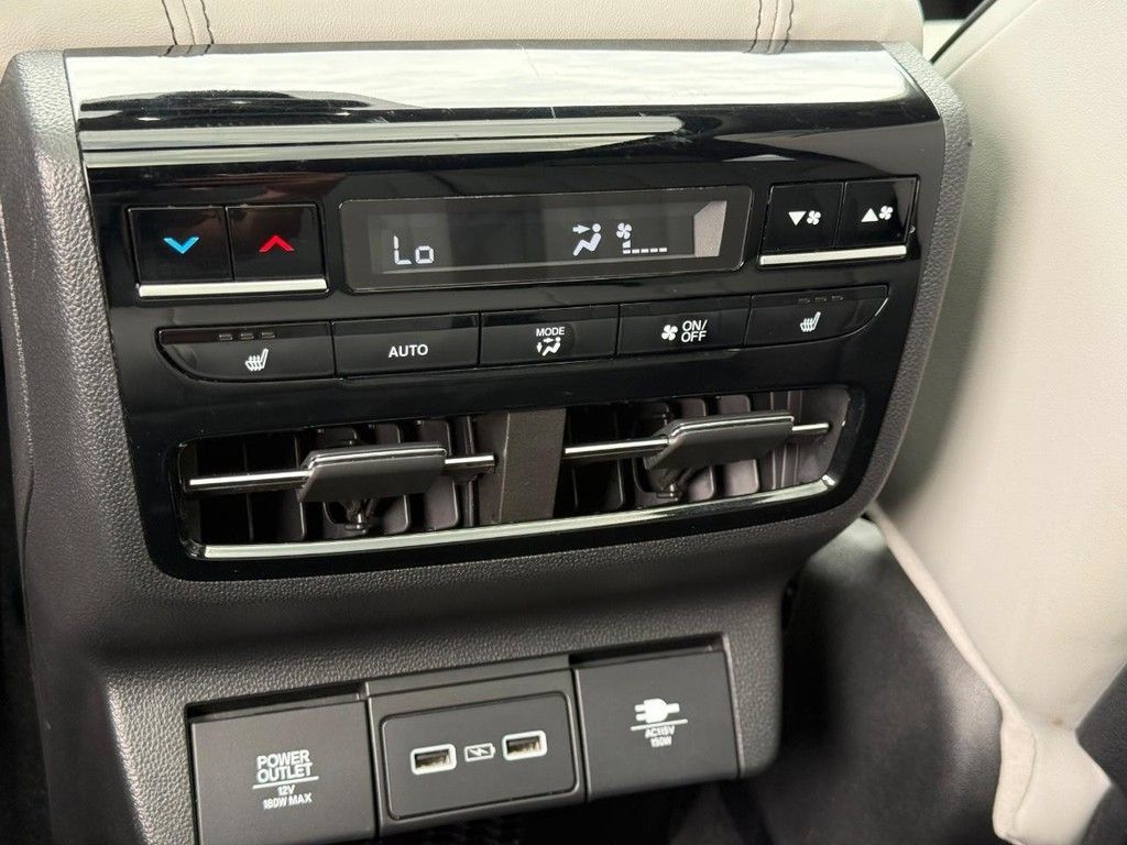 Used 2023 Acura MDX w/ Advance Package AWD/4WD image 15