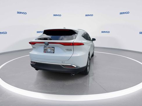 Used 2022 Toyota Venza Limited AWD/4WD image 7