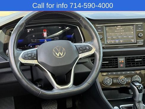 Used 2023 Volkswagen Jetta SE w/ Panoramic Sunroof Package FWD image 23