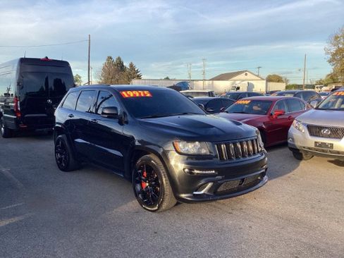 Used 2012 Jeep Grand Cherokee SRT8 w/ Luxury Group II image 2