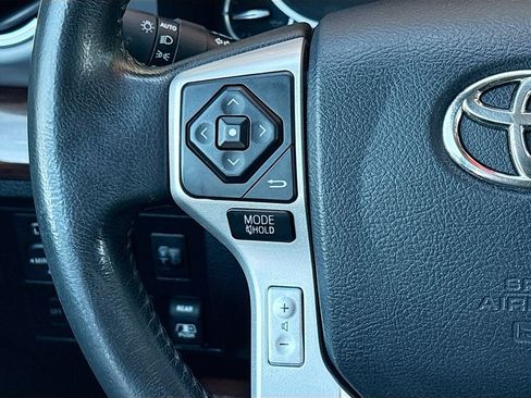 Used 2016 Toyota Tundra Limited w/ Limited Premium Package AWD/4WD image 11