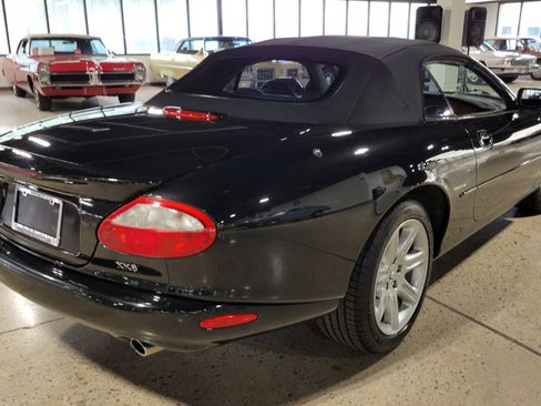 Used 2000 Jaguar XK8 Convertible RWD image 33