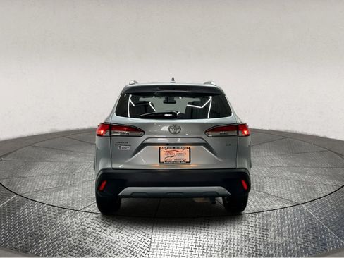Used 2022 Toyota Corolla Cross LE image 7