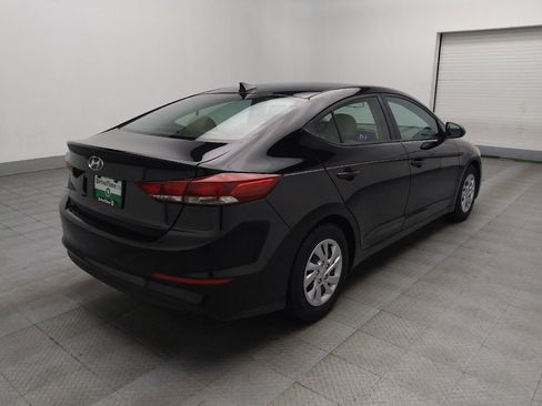 Used 2017 Hyundai Elantra SE image 9