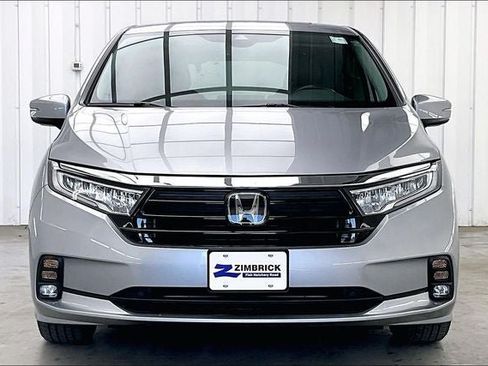 Certified 2024 Honda Odyssey EX-L image 3