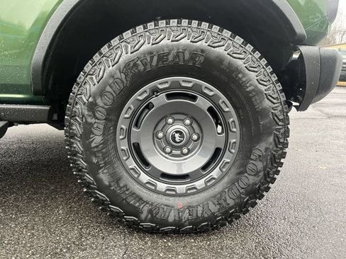 New 2025 Ford Bronco Badlands image 19