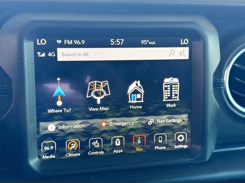 Used 2022 Jeep Wrangler Unlimited Rubicon 4xe w/ Cold Weather Group AWD/4WD image 14
