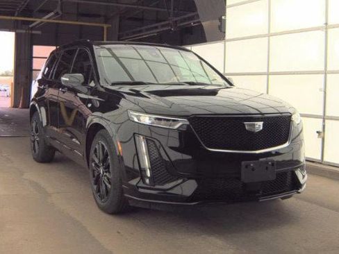 Used 2024 Cadillac XT6 Sport w/ LPO, ONYX Package AWD/4WD image 3