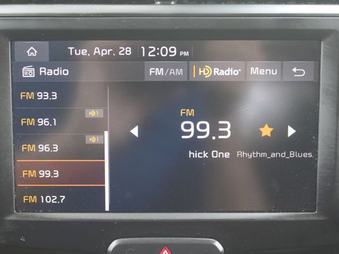 Certified 2025 Kia Soul LX FWD image 39