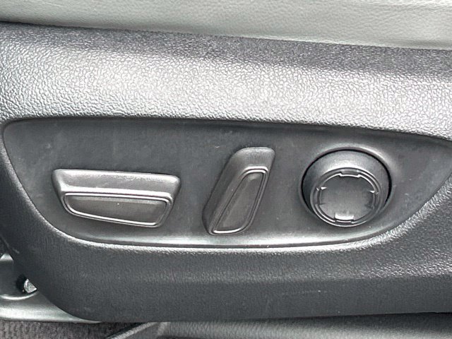 Used 2024 Toyota Sienna XLE w/ XLE Plus Package AWD/4WD image 27