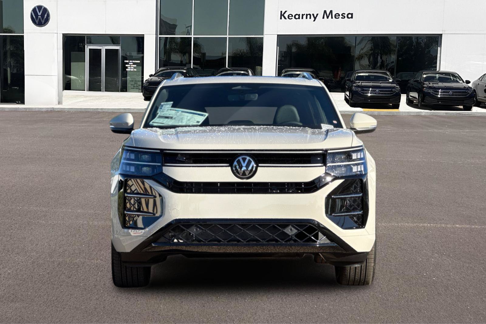 New 2027 Volkswagen Atlas SEL R-Line AWD/4WD image 9