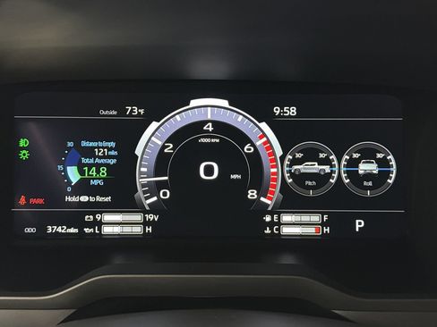 Used 2026 Toyota Tundra Limited AWD/4WD image 28