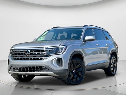 New 2026 Volkswagen Atlas SE FWD image 1