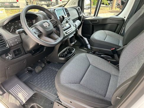 New 2024 RAM ProMaster 3500 w/ Convenience Group image 19