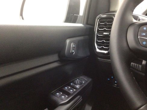 New 2025 Ford Ranger XLT w/ Technology Package image 20