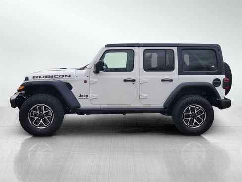 Used 2024 Jeep Wrangler Unlimited Rubicon image 7