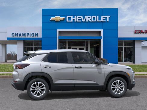 New 2026 Chevrolet TrailBlazer LS image 5