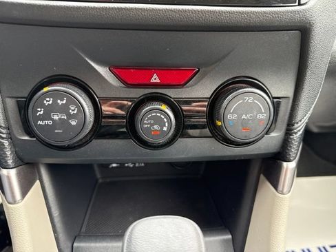 Used 2021 Subaru Forester Premium AWD/4WD image 10