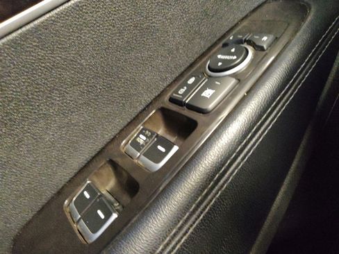 Used 2017 Kia Sorento EX image 27