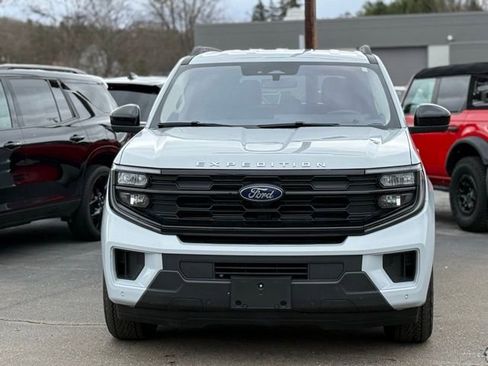 Used 2025 Ford Expedition Max Active image 39