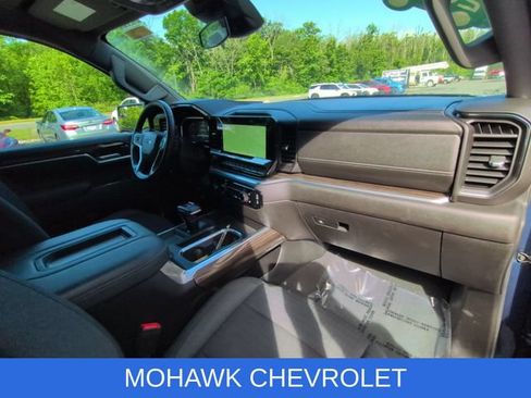 Certified 2022 Chevrolet Silverado 1500 RST AWD/4WD image 29