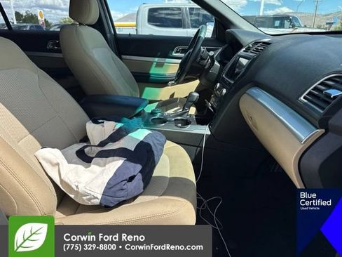 Used 2017 Ford Explorer XLT w/ Equipment Group 201A AWD/4WD image 14