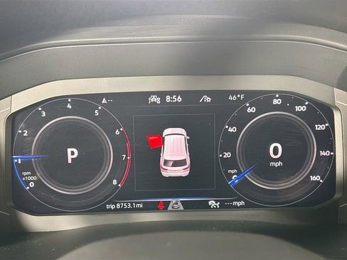 Used 2023 Volkswagen Atlas Cross Sport SE w/ Panoramic Sunroof Package image 15