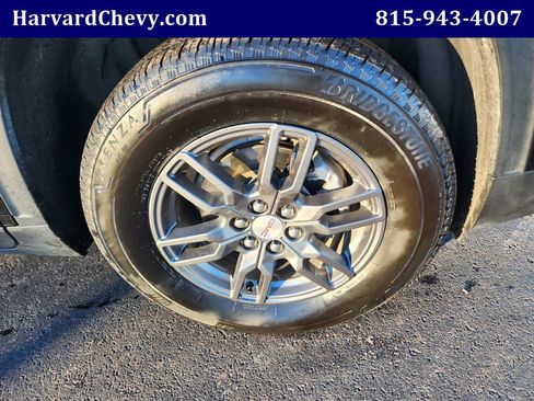 Used 2025 GMC Acadia Elevation image 43