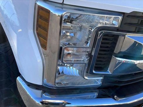 Used 2019 Ford F250 XLT image 30