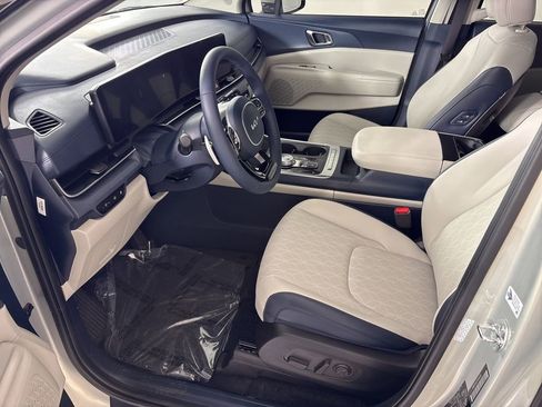 New 2026 Kia Carnival EX image 26