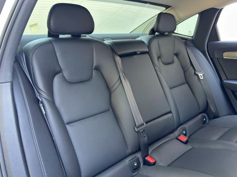 Used 2023 Volvo S90 B6 Plus w/ Protection Package Premier image 41
