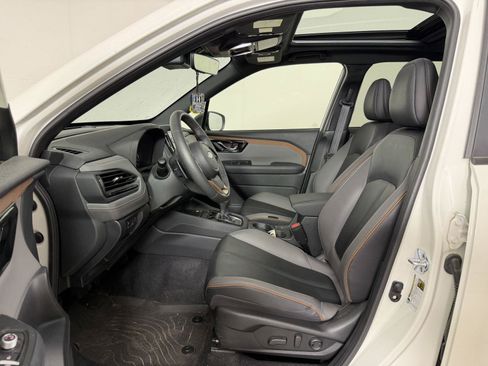 Used 2025 Subaru Forester Sport AWD/4WD image 2