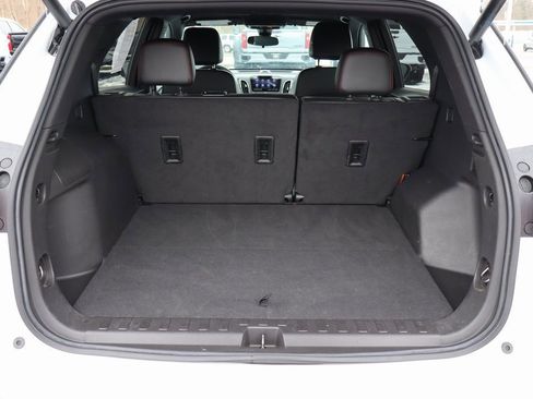 Used 2024 Chevrolet Equinox RS image 27