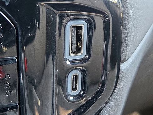 Certified 2024 Chevrolet Silverado 1500 LTZ image 21