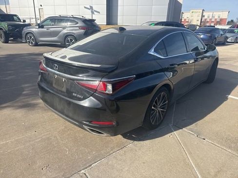 Used 2022 Lexus ES 350 w/ Premium Package image 3