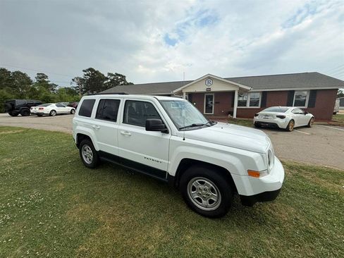 Used 2013 Jeep Patriot Sport w/ PWR Value Group image 6